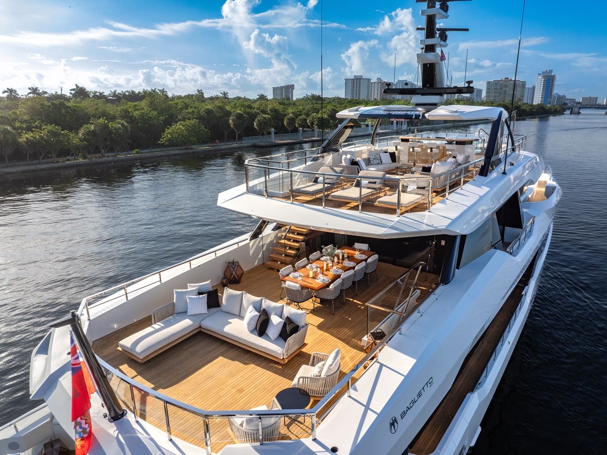 Jules exterior and open decks